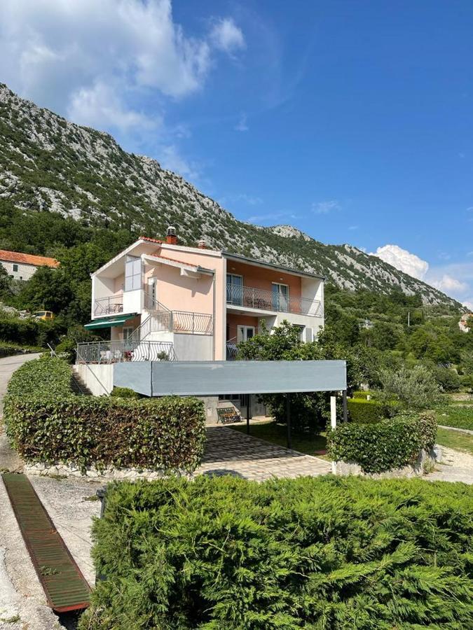 Apartman Nature Zvecanje Buitenkant foto