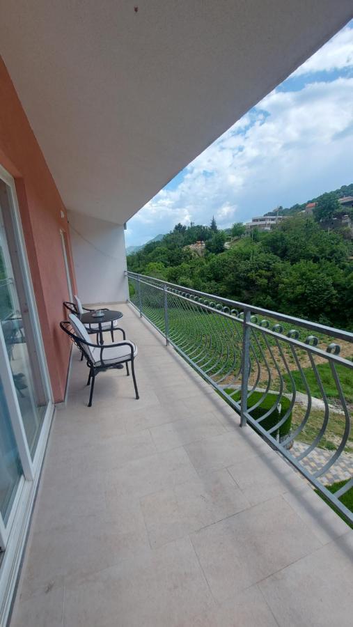 Apartman Nature Zvecanje Buitenkant foto