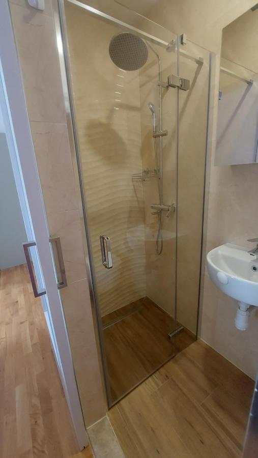 Apartman Nature Zvecanje Buitenkant foto