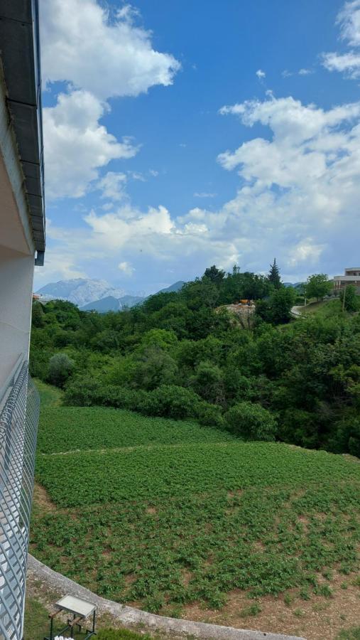 Apartman Nature Zvecanje Buitenkant foto