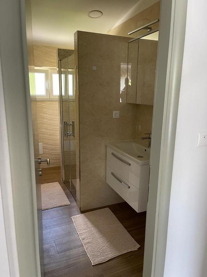 Apartman Nature Zvecanje Buitenkant foto
